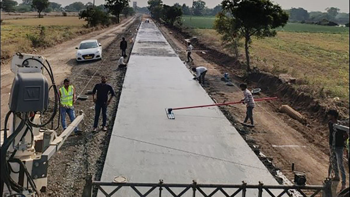 महाराष्ट्रातील रस्ते होणार सिमेंट काँक्रीटचे! ३७,००० कोटी रुपयांचा प्रकल्प