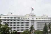 IAS Transfer : राज्यात बदल्यांचा धडाका!  राज्यातील तेरा वरिष्ठ IAS अधिकाऱ्यांच्या बदल्या