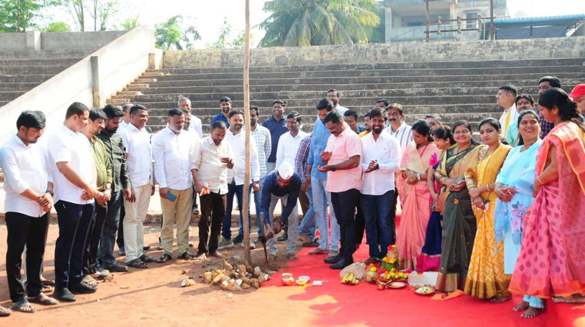इस्लामपूर येथे १८ फेब्रुवारीपासून 'इस्लामपूर बिझनेस एक्स्पो'; मंडप उभारणीचा उत्साहात शुभारंभ
