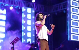 इंडियन आयडॉलफेम अंकुश भारद्वाज याच्या आवाजाची जादू व सळसळत्या जोशाने इस्लामपूरकर रसिक मंत्रमुग्ध