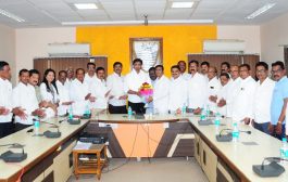प्रतीक पाटील यांचा आंतरराष्ट्रीय सन्मानानंतर सत्कार आणि शुभेच्छांचा वर्षाव!