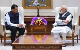 मुख्यमंत्री देवेंद्र फडणवीस यांनी घेतली पंतप्रधान नरेंद्र मोदी यांची भेट