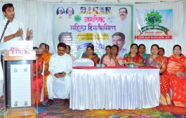 महिलांनी एकमेकींच्या हातात-हात घालून नारी शक्ती अधिक सशक्त करावी : प्रतीक पाटील