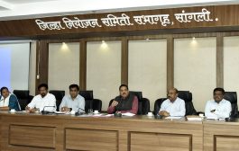 धर्मादाय रूग्णालयांनी शासनाच्या नियमावलीचे काटेकोर पालन करावे - जिल्हाधिकारी अशोक काकडे