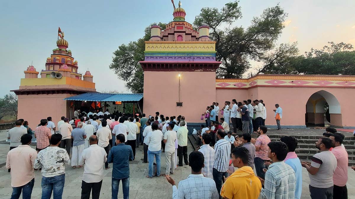 बहे रामलिंग बेटावर हनुमान जयंती उत्साहात