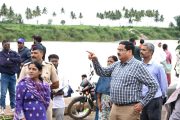 जिल्हाधिकारी अशोक काकडे यांनी केली संभाव्य पूरपरिस्थितीच्या अनुषंगाने स्थळ पाहणी