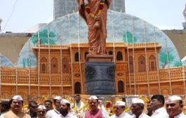 पुण्यश्लोक अहिल्यादेवी होळकर यांना मुख्यमंत्री आणि उपमुख्यमंत्री यांचे अभिवादन