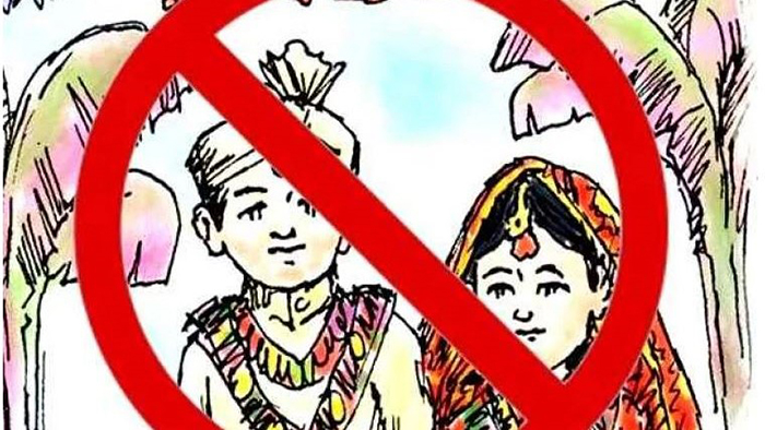 हळदीची तयारी सुरू असतानाच टीम पोहोचली अन् बालविवाह रोखला