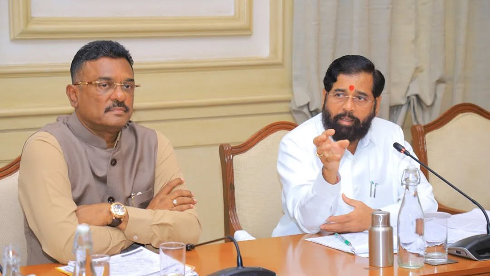 एसटी कर्मचाऱ्यांना जूनपासून ५३ टक्के महागाई भत्ता; उपमुख्यमंत्री एकनाथ शिंदेंची घोषणा