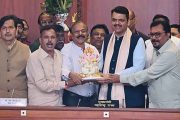 सार्वजनिक गणेशोत्सव मंडळांनी 'ऑपरेशन सिंदूर' आणि 'स्वदेशी' विषयी जनजागृती करावी - मुख्यमंत्री देवेंद्र फडणवीस