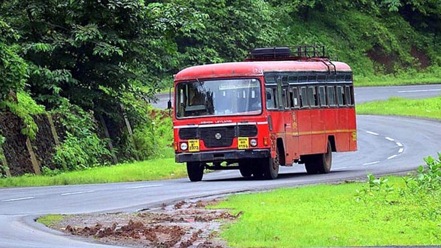 दिवाळीत एसटीने केली ३०१ कोटी रुपयांची कमाई, पुणे विभाग अव्वल