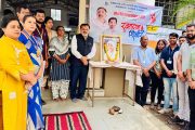 'राजारामबापू'चे कर्मचारी-अधिकारी व आरआयटीच्या विद्यार्थी-विद्यार्थिनींनी रक्तदान करून स्व.बापूंना केले अभिवादन