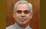 गुजरातचे राज्यपाल आचार्य देवव्रत यांच्याकडे महाराष्ट्राचा अतिरिक्त कार्यभार