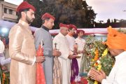 कोल्हापूरचा शाही दसरा ऐतिहासिक थाटात, शाही मिरवणुकीतून कोल्हापूरच्या लोकसंस्कृतीचे दर्शन