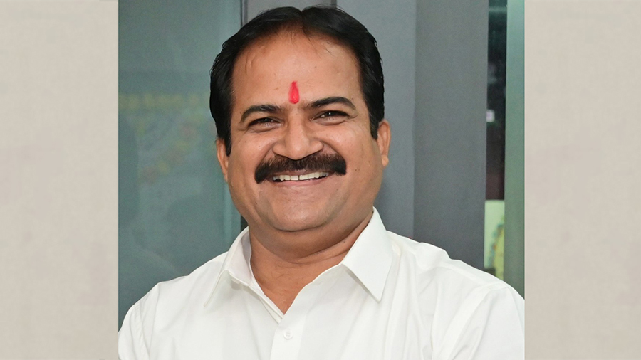 चाटे शिक्षण समुहातील प्रा. एल.डी. थोरात यांना राज्यस्तरीय गरुड झेप पुरस्कार जाहीर