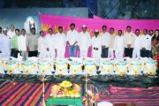 राजारामबापू कारखान्याच्या साखराळे युनिटमध्ये १ लाख १०१ व्या साखर पोत्याचे पूजन