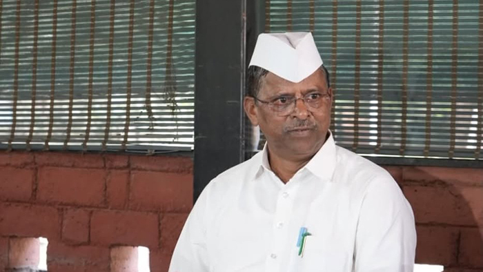 गुटखा उत्पादकांवर नवीन वर्षात मकोका लागणार – अन्न व औषध प्रशासन मंत्री नरहरी झिरवाळ