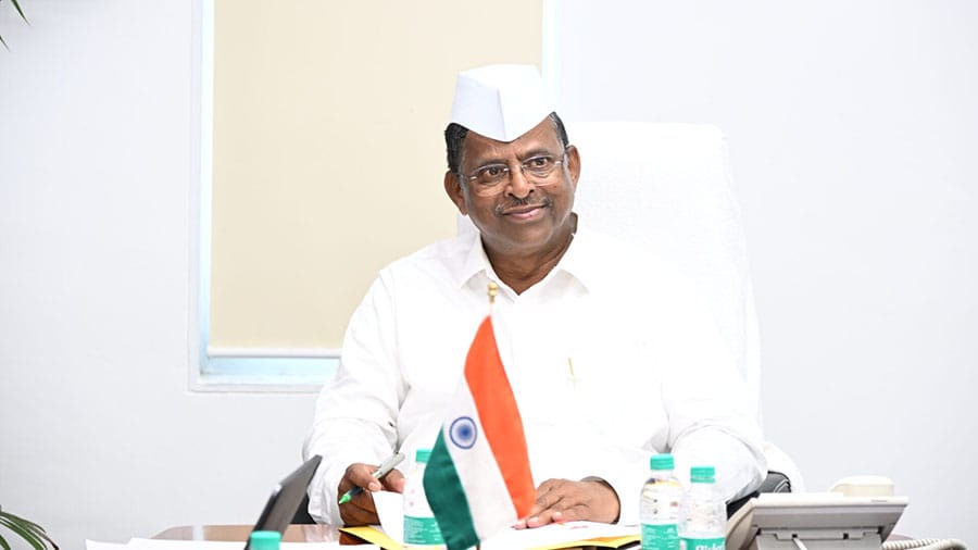 महाराष्ट्रात गुटखाबंदीसाठी स्वतंत्र कायदा आणणार; अन्न व औषध प्रशासन मंत्री नरहरी झिरवाळ