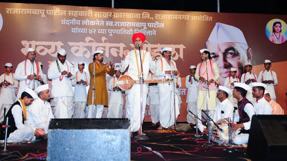 युवकांनी व्यसनांपासून दूर राहावे, यश नक्की मिळेल – युवा कीर्तनकार ज्ञानेश्वर माऊली पठाडे