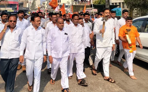 ईश्वरपूर : एस. डी. पाटील फार्मसी कॉलेजमध्ये 'ट्रॅडिशनल डे'चा उत्साह