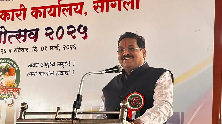 'मायबोली' जपली तरच प्रगती शक्य - जिल्हाधिकारी अशोक काकडे