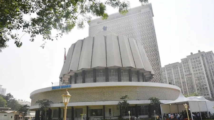 राज्याच्या  अर्थव्यवस्थेत  ७.९ टक्के  वाढ अपेक्षित; राज्याचे दरडोई उत्पन्न ३.४७ लाखांवर