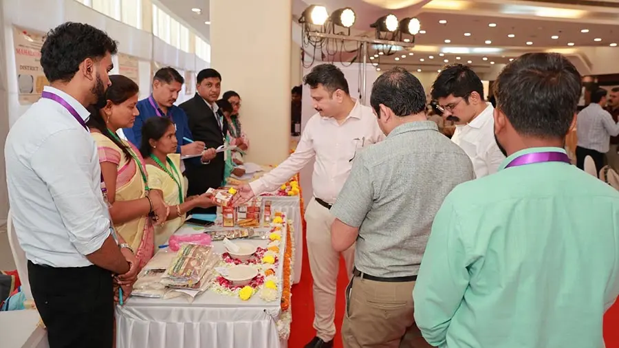 'उमेद’ची लक्षवेधक झेप! राज्यस्तरीय खरेदीदार-विक्रेता संमेलनात ५.५० कोटींची उलाढाल