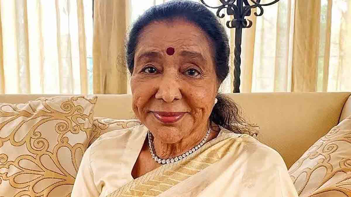 'सूरसम्राज्ञी' आशा भोसले यांचे निधन, वयाच्या ९३ व्या वर्षी घेतला अखेरचा श्वास