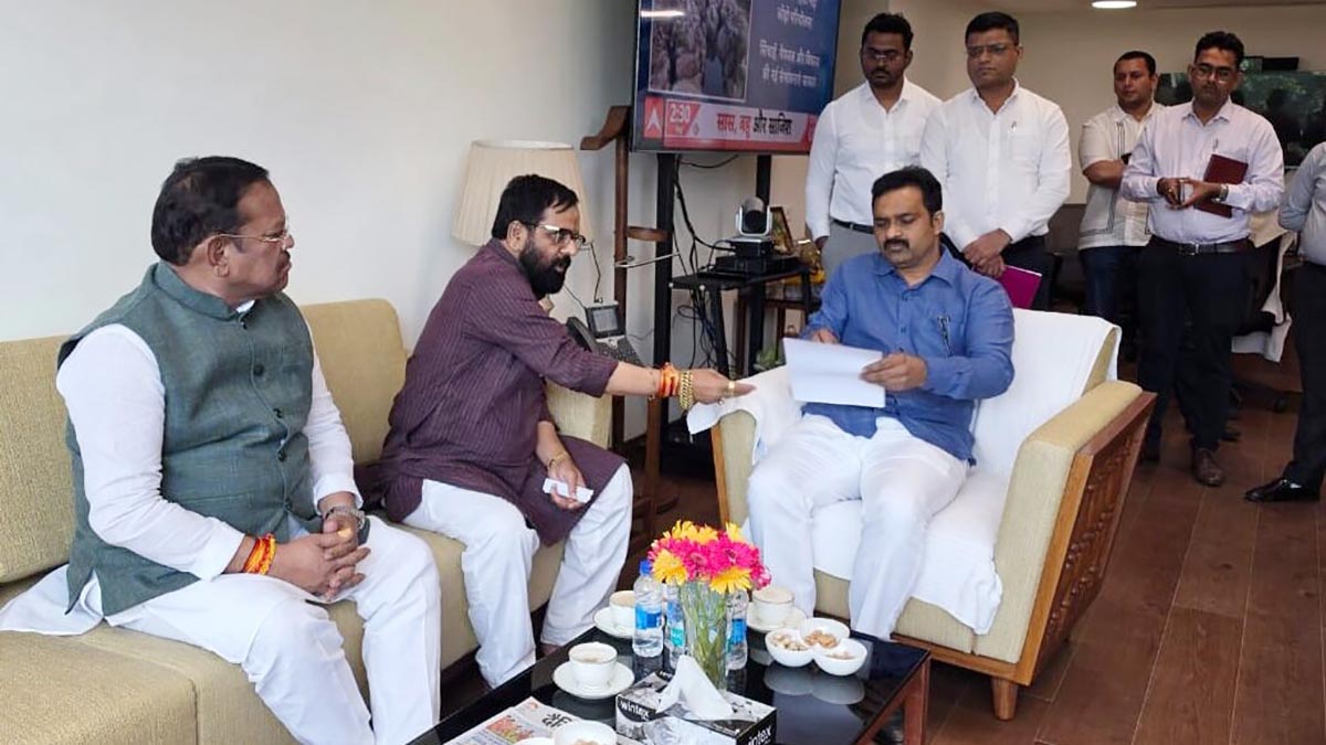 महाराष्ट्रातील 'मनरेगा'चा प्रलंबित निधी ८ दिवसांत मिळणार; केंद्रीय राज्यमंत्री कमलेश पासवान यांचे आश्वासन