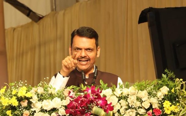 लवकरच राज्यातील सर्व शेतकऱ्यांना दिवसा मोफत वीज; थकबाकी नसल्याचे प्रमाणपत्रही देण्यात येणार : मुख्यमंत्री देवेंद्र फडणवीस