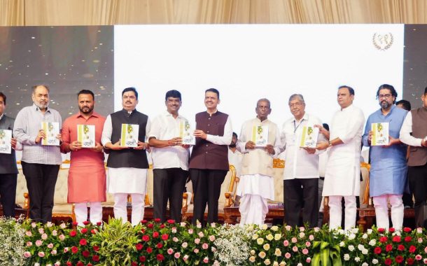 ज्येष्ठ नेते अण्णासाहेब डांगे हे महाराष्ट्राच्या राजकारणातील भीष्म पितामह : मुख्यमंत्री देवेंद्र फडणवीस